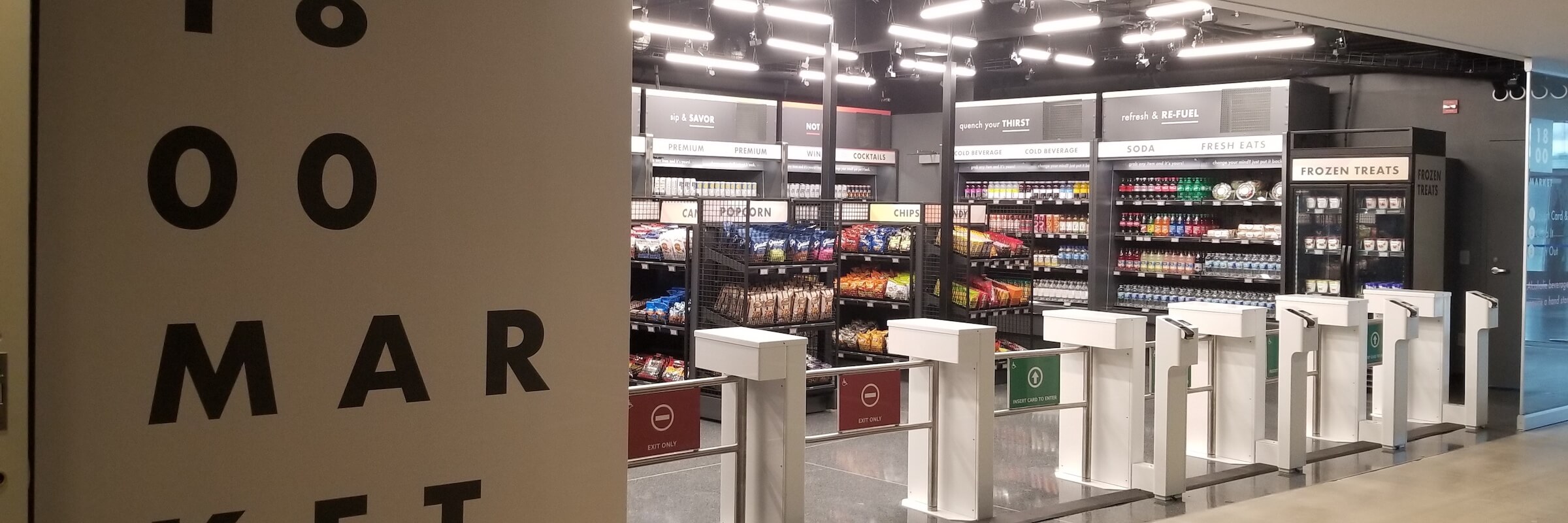 Grab and go market in the united center - Desktop