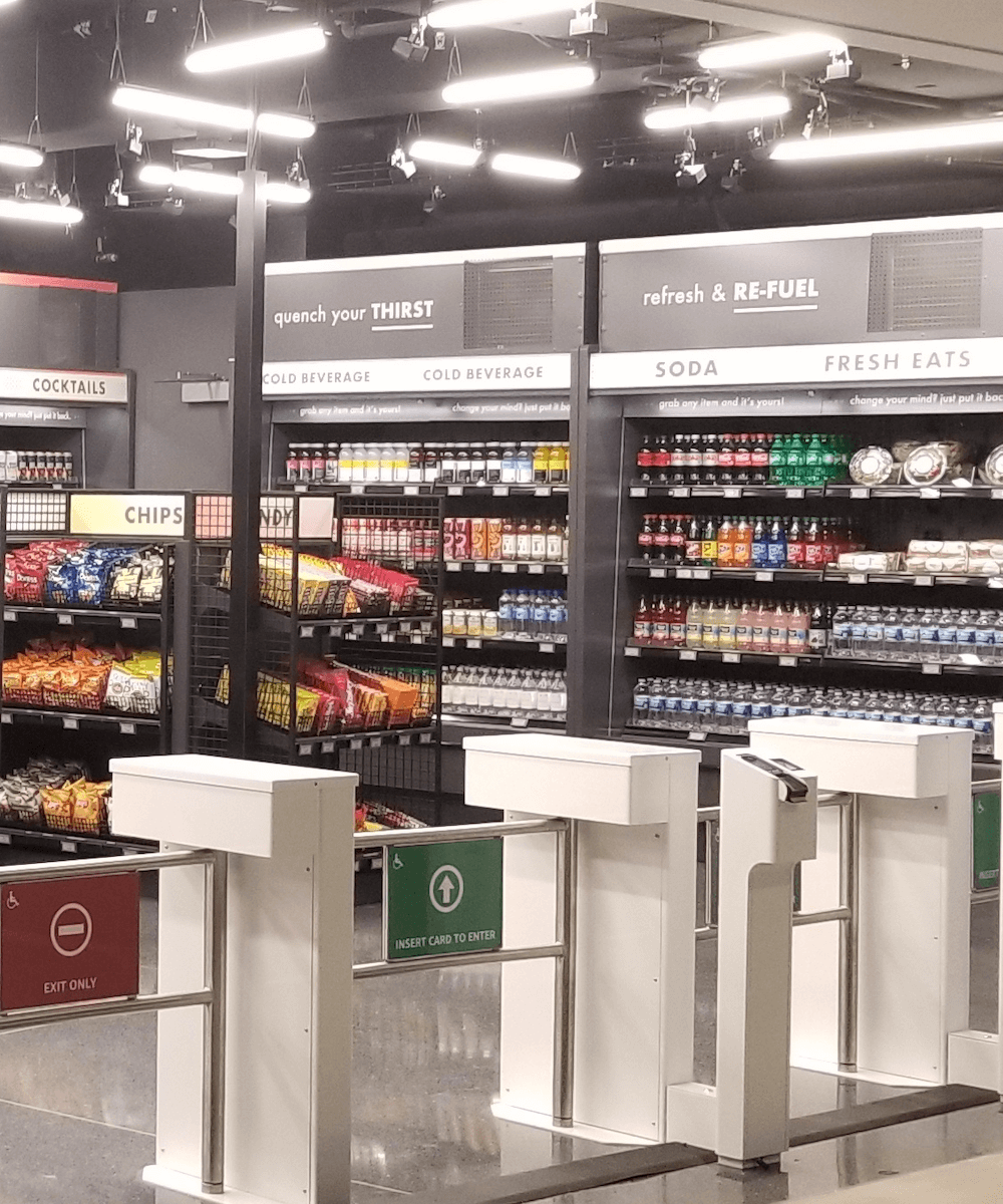 Grab and go market in the united center - Mobile