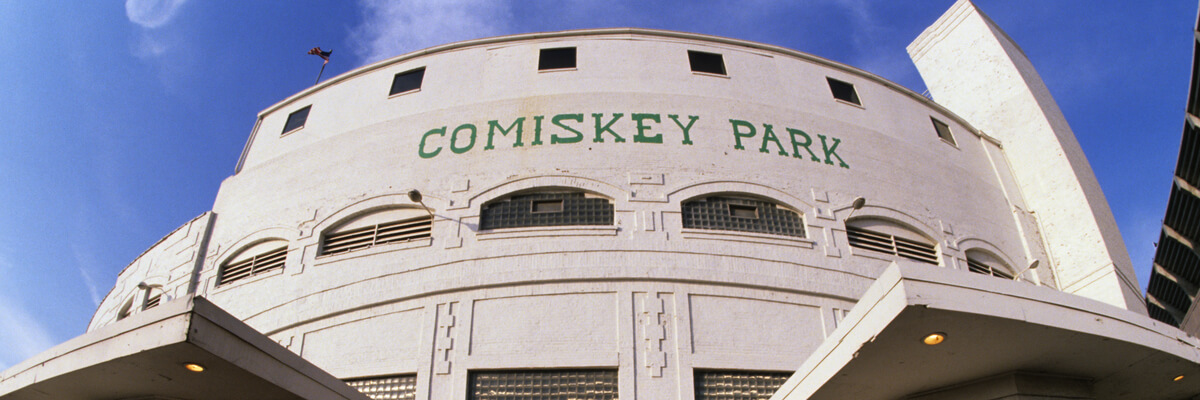 exterior of comiskey park in chicago in the 1980s - Desktop